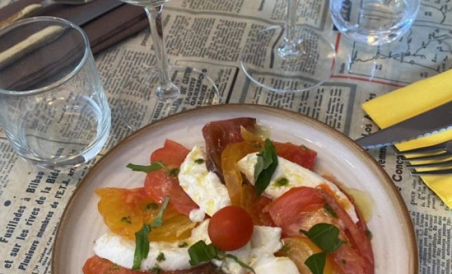 Assortiment de Tomates avec Mozzarella di Buffala